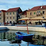 By Osibov Private For Families And Groups With Pool *