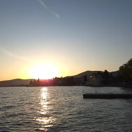 By Osibov, Near Split With Pool Kaštela