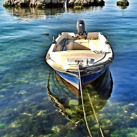 Rum i privatbostad By Osibov, Near Split With Pool Kaštela