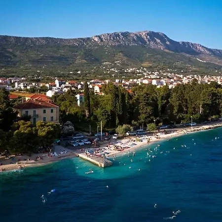 Rum i privatbostad By Osibov, Near Split With Pool