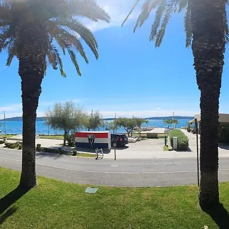 By Osibov, Near Split With Pool * Kaštela