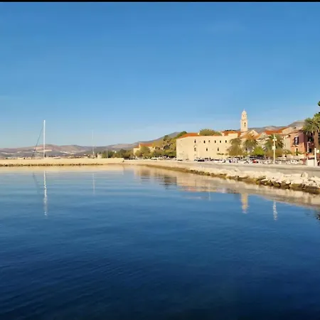 Ubytování v soukromí By Osibov, Near Split With Pool *