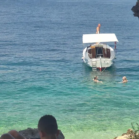 By Osibov Private For Families And Groups With Pool Δωμάτια σε οικογενειακή κατοικία Kaštela