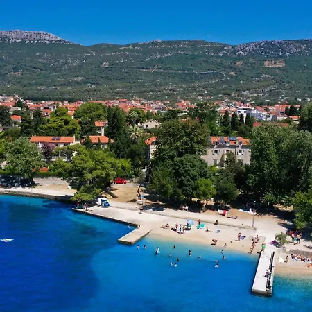 By Osibov Private For Families And Groups With Pool Kaštela